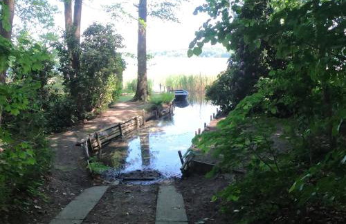 Ferienwohnung Am See mit kleinem Boot und 3er Kajak und 2 SUP - Foto 45