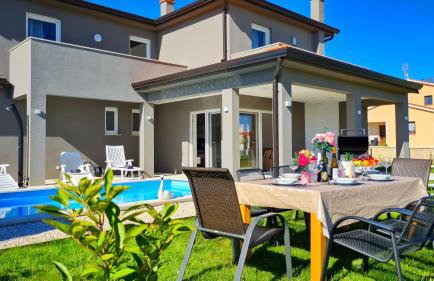 Villa Robert Kastelir - Foto 16