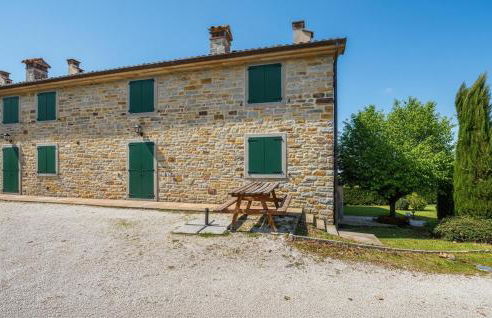 Awesome Apartment In Loiano With Wifi - Foto 10