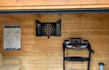 Modern 4 bedroom house in Weymouth Sunny Corner - Photo 7