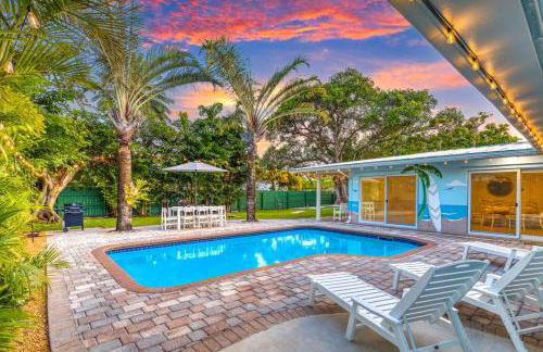 Heated Pool- MiniGolf- Fire Pit- Game Room- 1mi to Beach - Foto 5