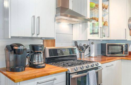 Secluded Cabin with Quality Furnishing and Hot Tub - Foto 15