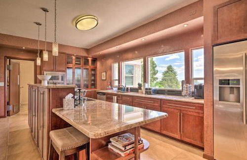 Pet-Friendly CO Springs Home with Koi Pond and Patio - Foto 8