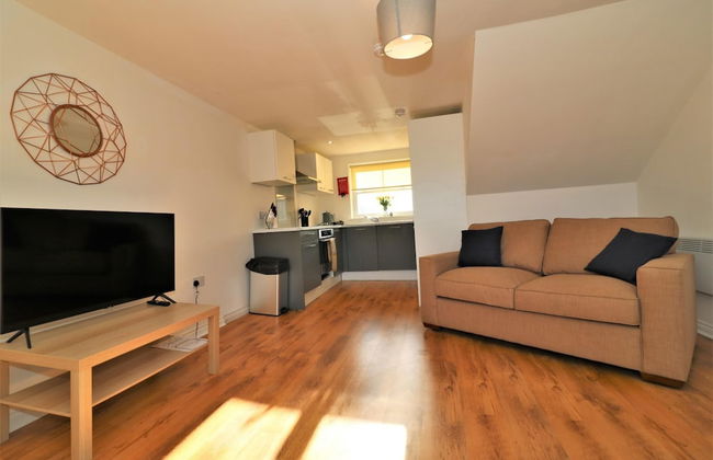 No 11 Bonnet Road - 2 Bed - Photo 38