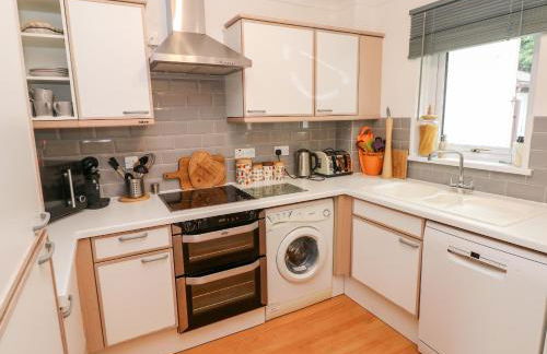 Yacht Haven View - Photo 10