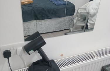 Cosy Studio Flat-Just Renovated-Free Street Parking & Independent Entrance - Foto 10