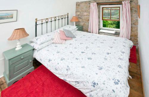 White Rose Beach Cottage Sea-Views Garden - Photo 20