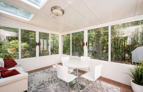 Quiet Retreat - Piano Firepit Peloton - 30 min to RTP - Photo 24