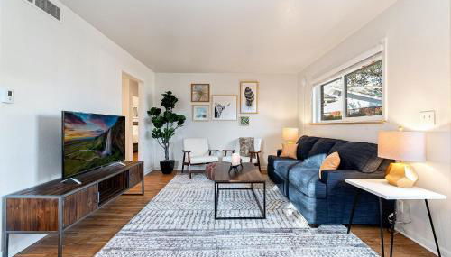 Centrally Located Townhome Near PVH - Dog Friendly - Foto 1