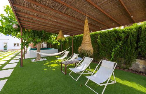 Villa única con piscina, perfecta para familias - Foto 3