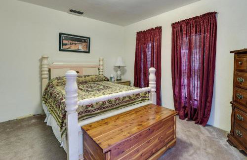 Screened Porch Remote Harlingen House! - Foto 16