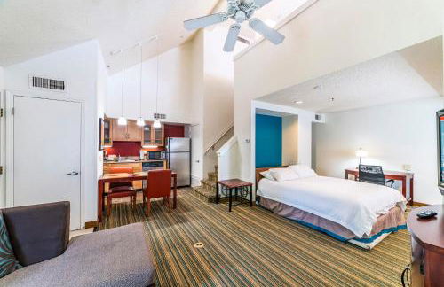 Phoenix Loft sleeps 6 - Photo 31