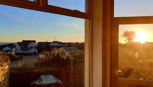 24 CLIFF APARTMENT-3 BED-GROUND FLOOR-SEA VIEWS - Foto 4