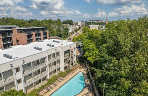 Walk to Stadium, 2 Parking Spots, Balcony & Pool - Foto 20