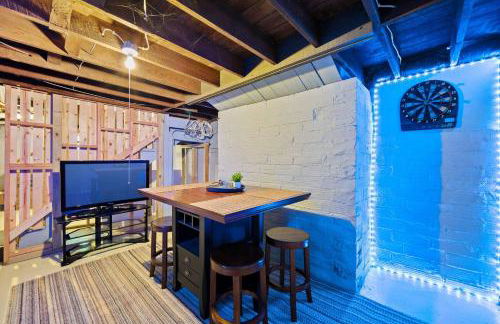 Ingersoll Immersion: Your Urban 4BR Retreat! - Foto 28