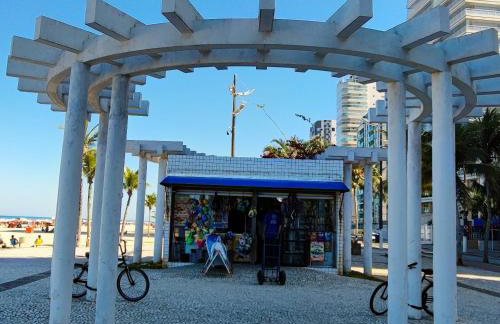 Cond Renata IV - Apto 02 dorm - 150mts Praia com Wi-fi 500Gb gratuito - Foto 67