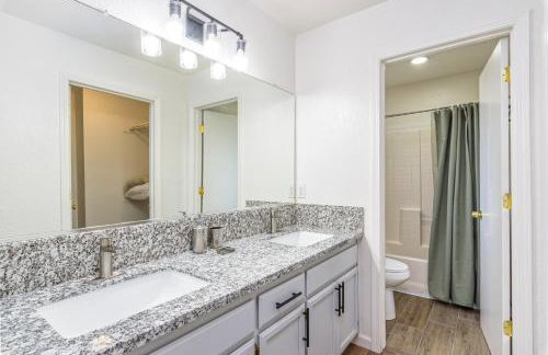 3BR Cozy Home~ Stylish & New ~ UC Merced ~ en route Yosemite! - Foto 21