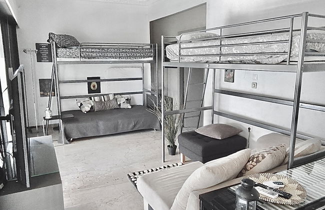 Impeccable 3-bed Apartment in Athens - Foto 8