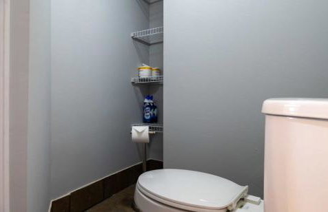 Elegant 6BR-4BA Family Home with Garage ABODEbucks - Foto 36