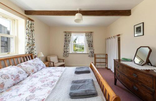 Swallows’ Barn - Photo 30