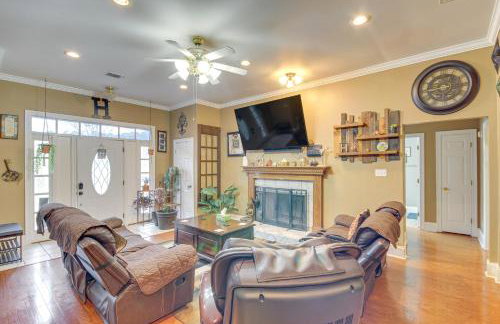 Explore Gulf Coast and Beyond! Home with Yard and Games - Foto 6