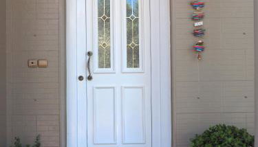 Olive House - Photo 5