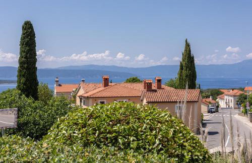 Apartment Krebelj by El-Pi Tours - Foto 10