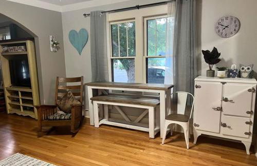 Walk to Dining Breweries and Shops Plus New Hot Tub - Foto 37