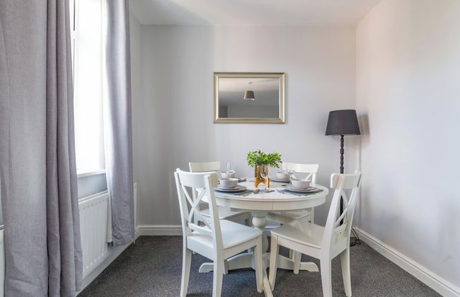 Apartment - Sleeps 3 - Pet Friendly - Parking - Foto 10