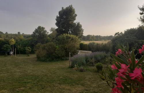 Charmante maison atypique - Foto 22