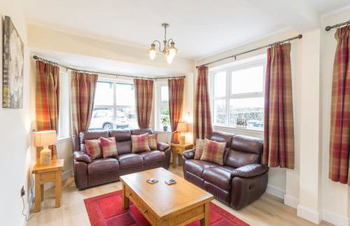 Chauffeur's Cottage with Hot Tub - Foto 9