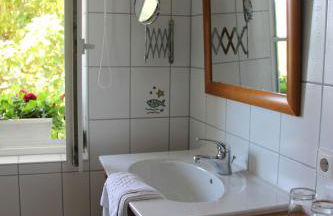 Gästehaus Stöhr - Ihre Ferienwohnungen mit großem Garten und direktem Seezugang - Foto 18