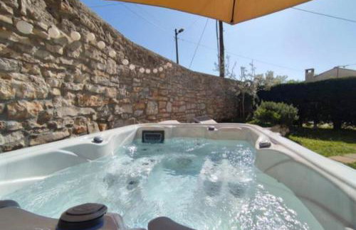 Apartment with Whirlpool and BBQ near Poreč - Foto 1