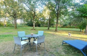 Maison en forêt, calme, proche village et piste cyclable - meublé 3 étoiles - Foto 13