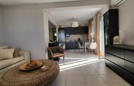 Evita Maisonette, Elegant Beachfront apt, Polychrono - Foto 24