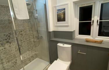 Gower Villa Luxury Cottage, 2 bedroom en-suite with Hot Tub - Foto 47