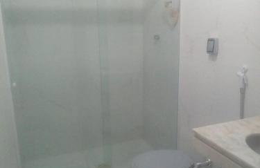 Apartamento com piscina 15 mim da Praia - Foto 7