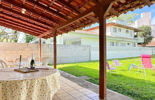 Casa Aconchegante a 100 metros da praia - Photo 46