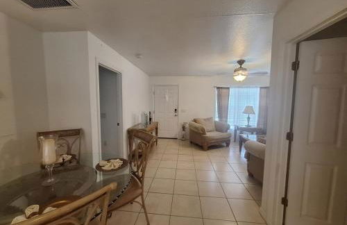 Home 3 beds 1 full bath 1 half bath Port Charlotte near beach - Foto 7