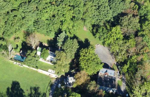 Charming Cottage Getaway with an Indoor Fireplace in Chester Springs, Pennsylvania - Foto 11