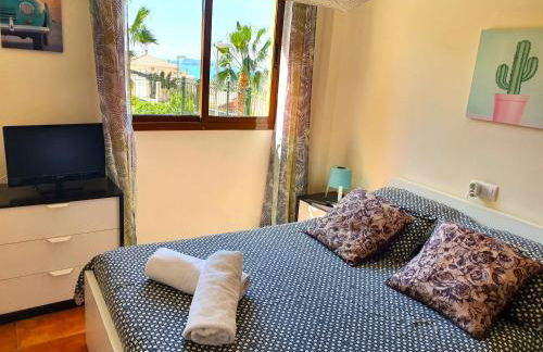 Apartamento con hermoso jardín y AC - Foto 22