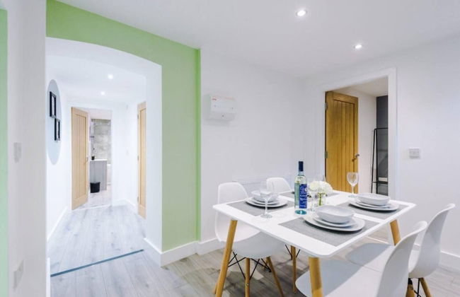 Imperial War Museum North Two-bedroom by Belvilla - Photo 19