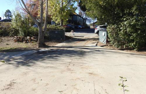 Miners Choice 3 Bedroom on Main St Bonus Rooms Sleeps up to 9 TV WIFI Piano - Foto 78