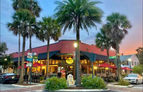 The Art House unique Mount Dora Getaway - Photo 56