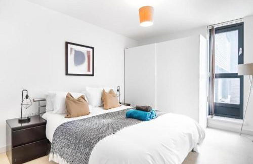 Lavish London Apartment - Secure with parking - Foto 23