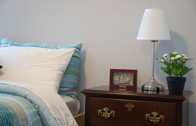 Applewood Suites - 4 BDRM King West - Photo 18