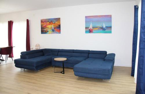 MEL'S HOUSE - Photo 17