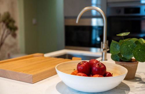 Commandery Vaults - Luxury Apartment in City Centre with SKY TV - Foto 48