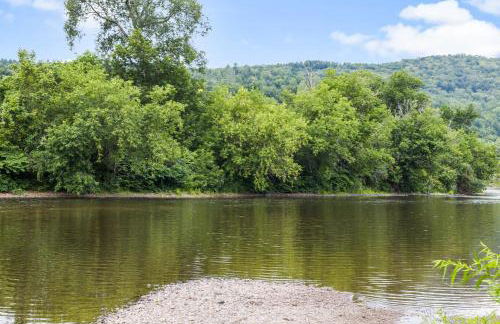 Riverside Tiny House with hot tub near Stowe - Foto 14
