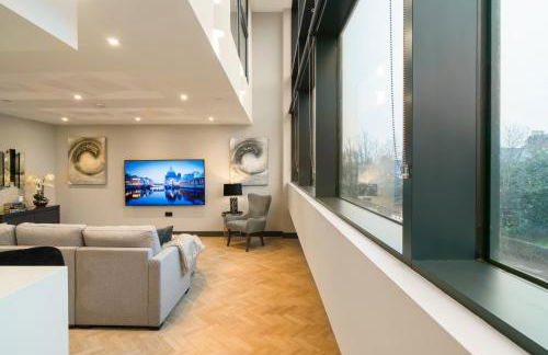 Luxe Apartments, The Moorwell, Secure Parking, - 10mins Cardiff City Ctr - Photo 14